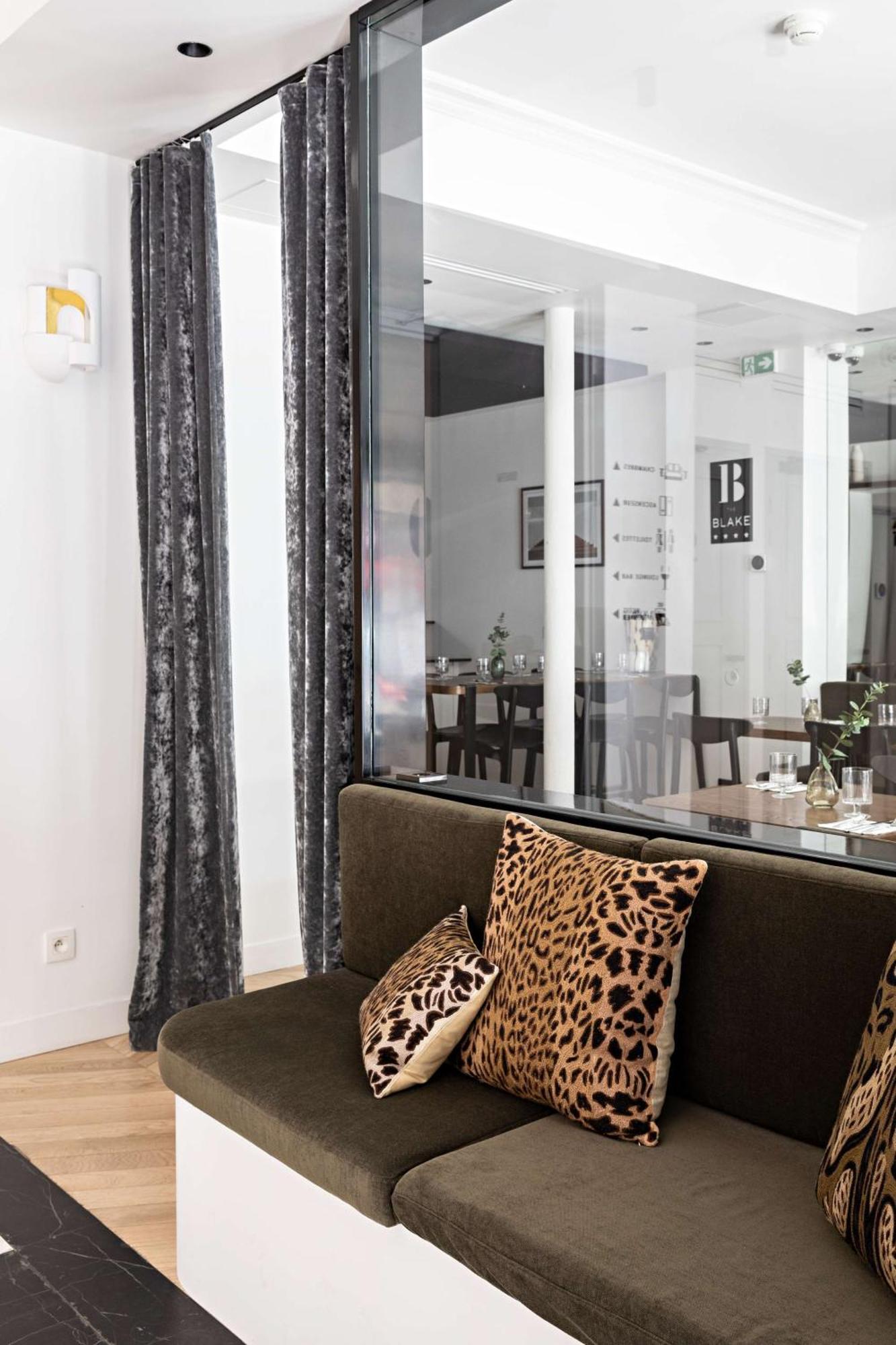 Best Western Premier The Blake Paris Gare Saint Lazare Exterior photo